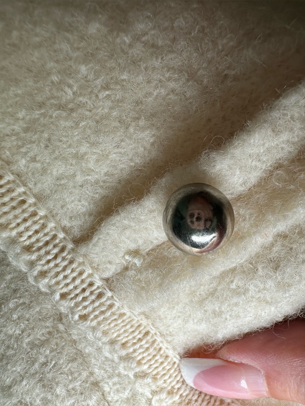 Vintage The Whittaker Collection Virgin Wool Ivory Cream Button Front Cardigan M - Picture 11 of 11